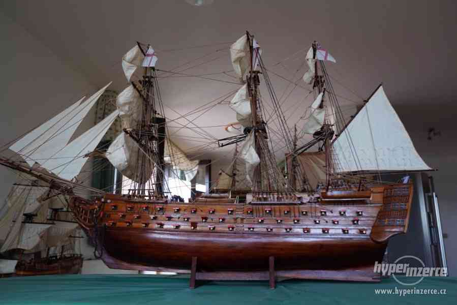 Dřevěný model lodi VICTORY 1805 - foto 1