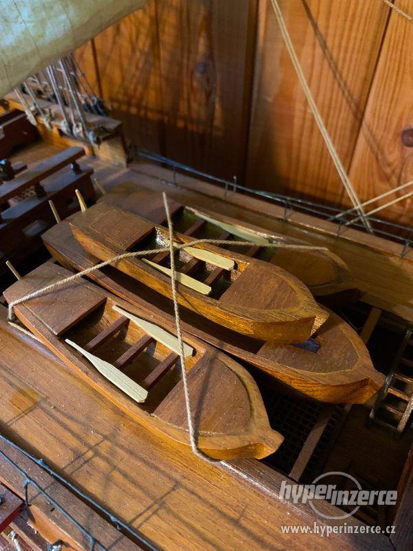 Dřevěný model lodi dle historické předlohy - foto 3
