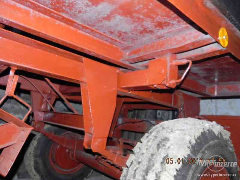 Traktorový vlek 8 tun dvoustraný sklápěč - foto 6