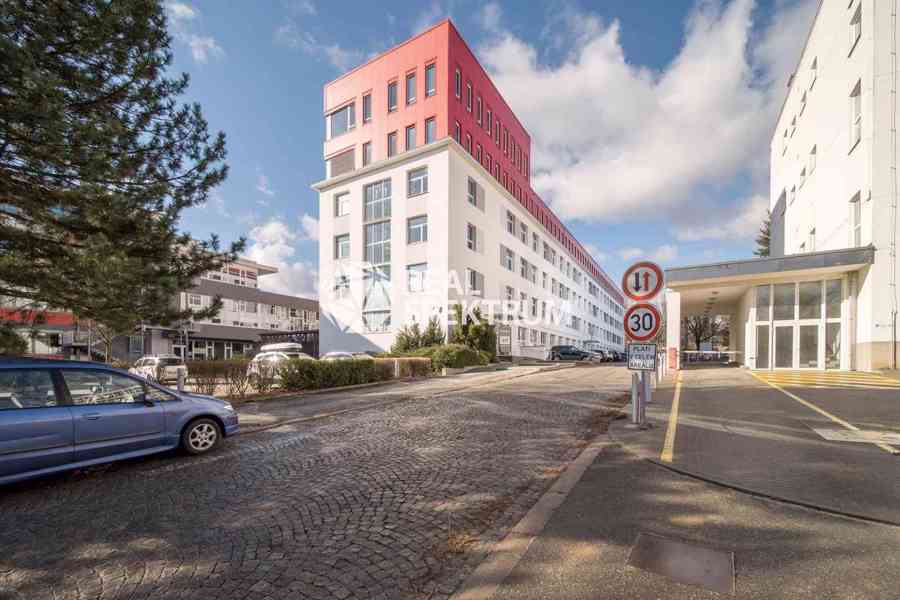 Pronájem kanceláří 390m2, ulice Purkyňova, Brno - Královo Pole - foto 2