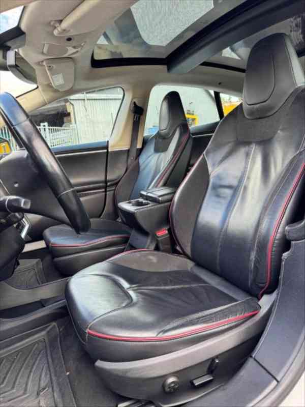 Tesla Model S P85 Signature (2013) - foto 5