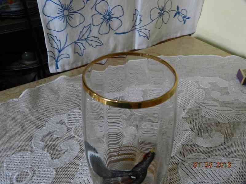 Hezká zlacená malovaná sklenice Tetřev - foto 4