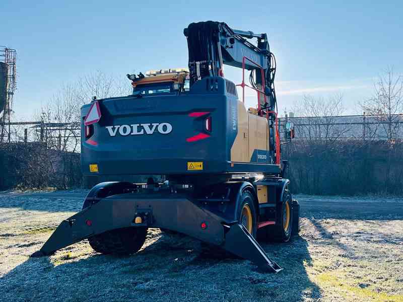 Kolové rypadlo Volvo EW160E (Možnost leasingu) - foto 4