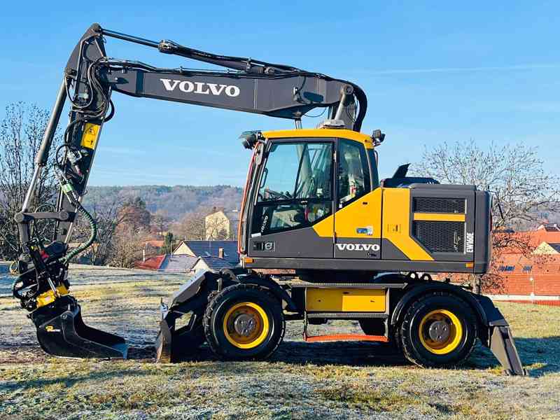 Kolové rypadlo Volvo EW160E (Možnost leasingu) - foto 2