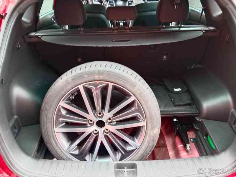 Hyundai Tucson 2,0   CRDi 100kW SUV 4x4GO lim. - foto 16