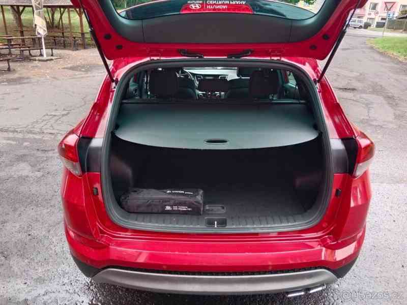 Hyundai Tucson 2,0   CRDi 100kW SUV 4x4GO lim. - foto 12