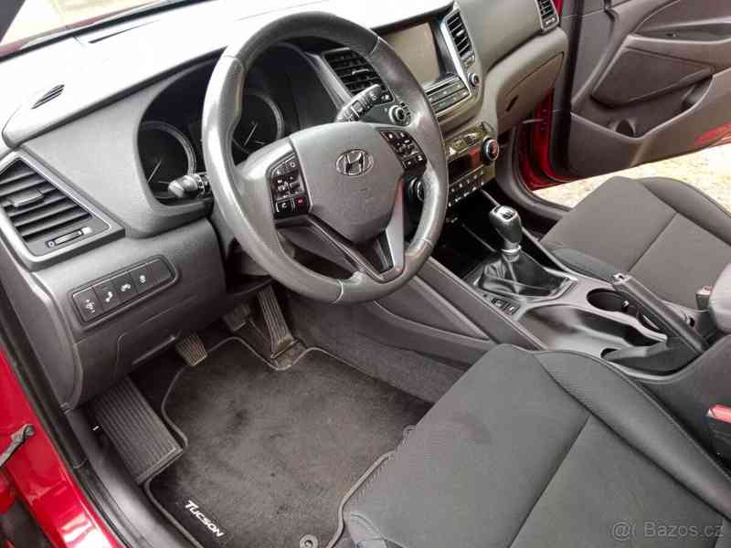 Hyundai Tucson 2,0   CRDi 100kW SUV 4x4GO lim. - foto 15