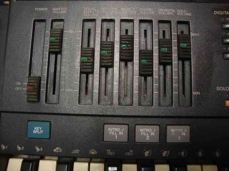 Elektrické klávesy varhany syntezátor Yamaha PSR-4500 1989 - foto 7