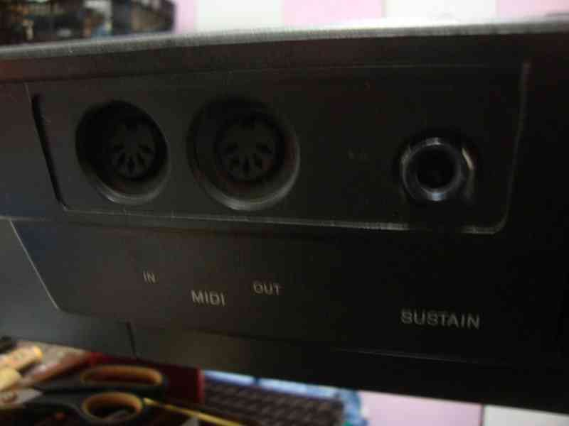 Elektrické klávesy varhany syntezátor Yamaha PSR-4500 1989 - foto 17