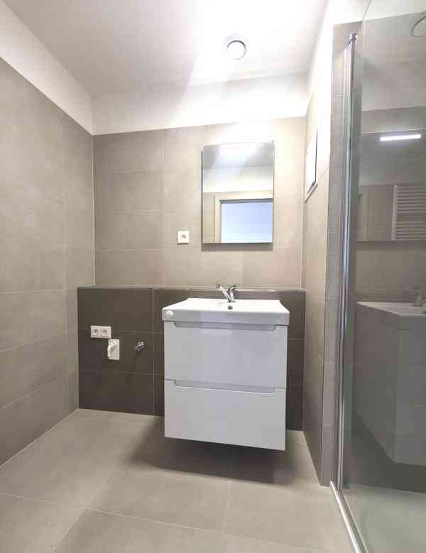Jaroměř - pronájem bytu 2+kk s lodžií a parkovacím stáním - foto 6