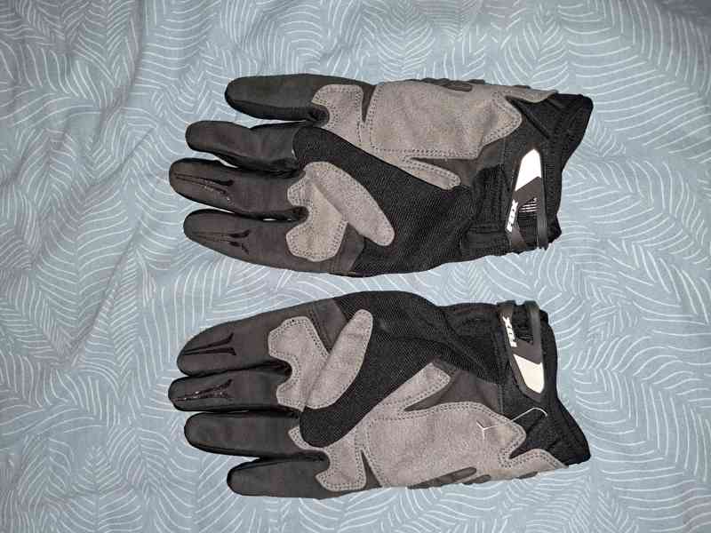 RUKAVICE NA KOLO,  MOTORKU,  ČTYŘKOLKU,  MOTOCROSS  - foto 2