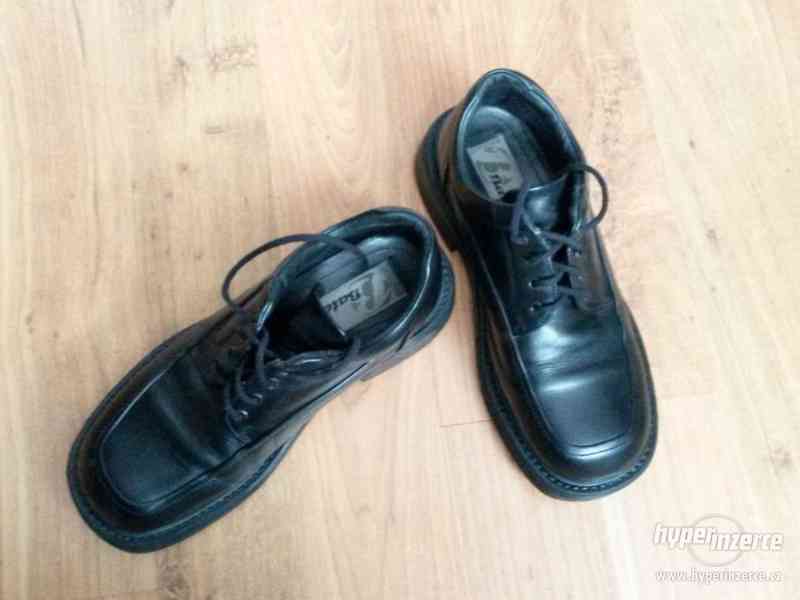 pánské společenské boty Bata - foto 1