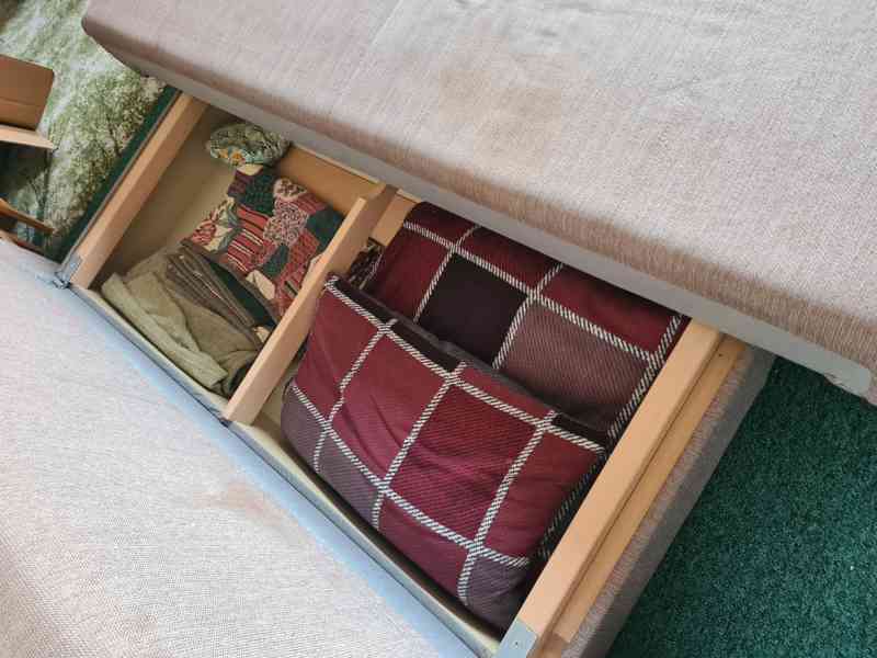 Rozkládací válenda 160x200, s úložným prostorem - foto 3