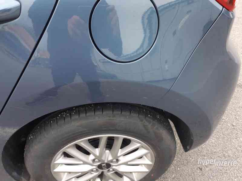 Vůz Kia Rio Exclusive 1,25 CVVT modrá metalíza - foto 5