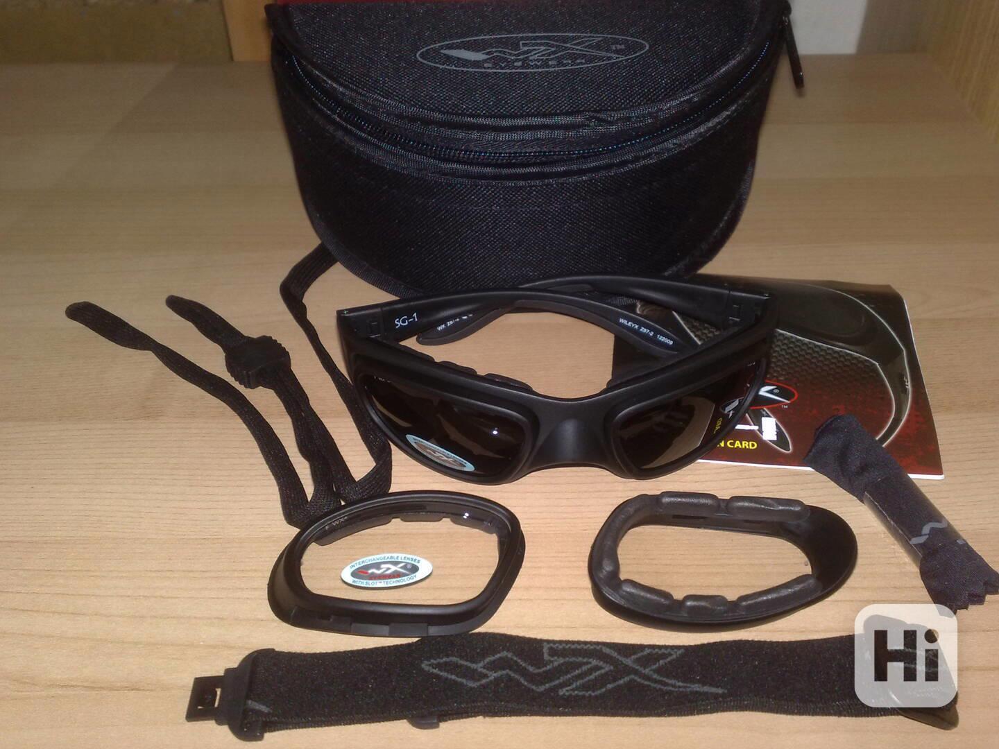 Lunettes De Soleil Tactiques Wiley X SG-1 – Certifiées Z87-2+, Monture Noire, Avec étui – Occasion Très Bon état