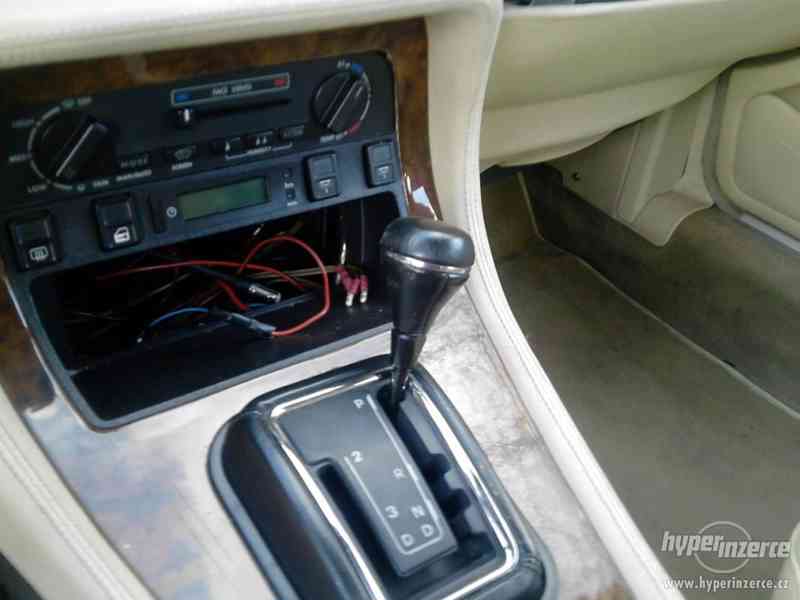 JAGUAR XJ 40 na NAHRADNÍ DÍLY - foto 12