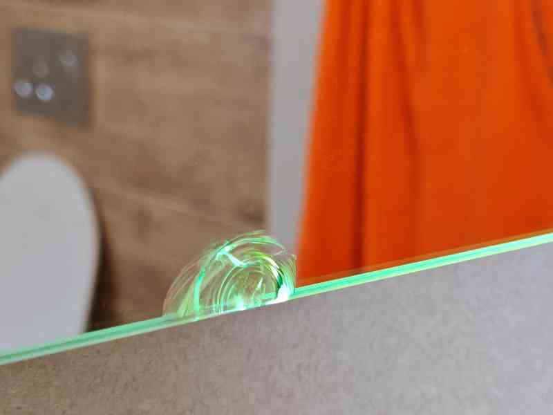 Koupelnové zrcadlo s bočními světly  - foto 2