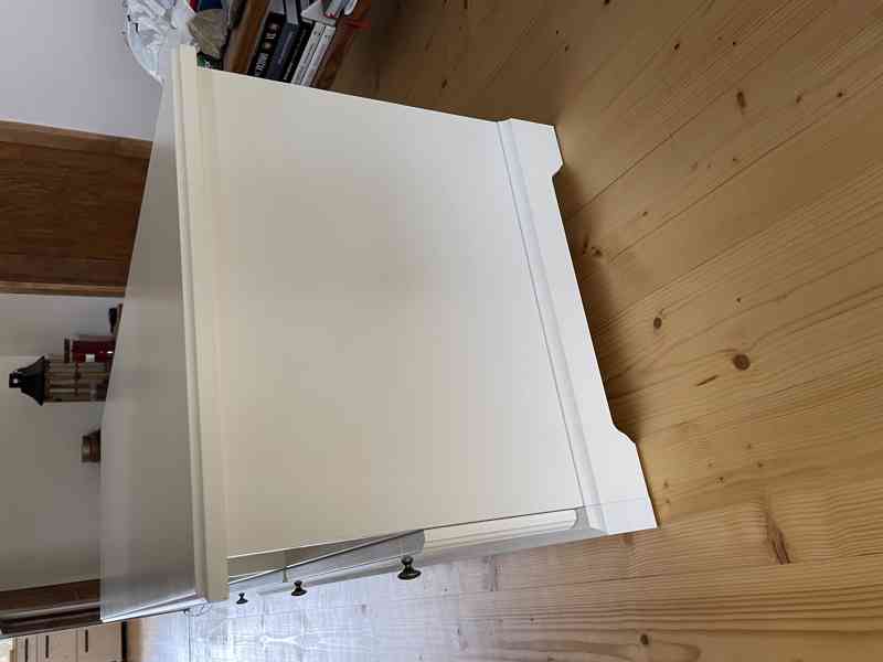 IKEA TV stolek LIATORP - foto 3
