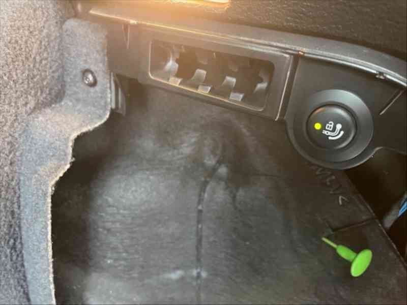 BMW X3 3,0   d 190kW M paket, el. tažné - foto 14