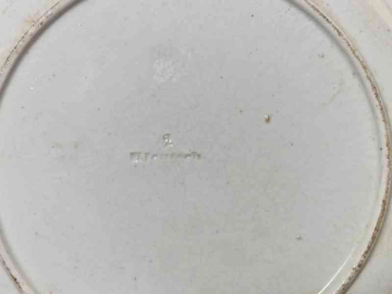 Velmi starý malovaný  kameninový Talíř Klenčí - foto 4