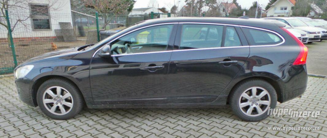 Volvo V 60 Kombi Summum D3 120kw - foto 12