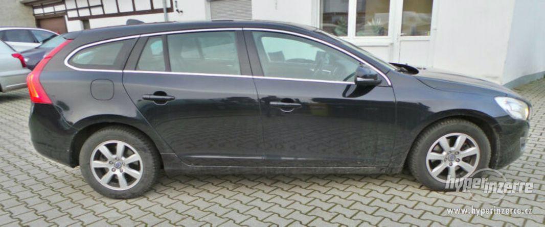 Volvo V 60 Kombi Summum D3 120kw - foto 16