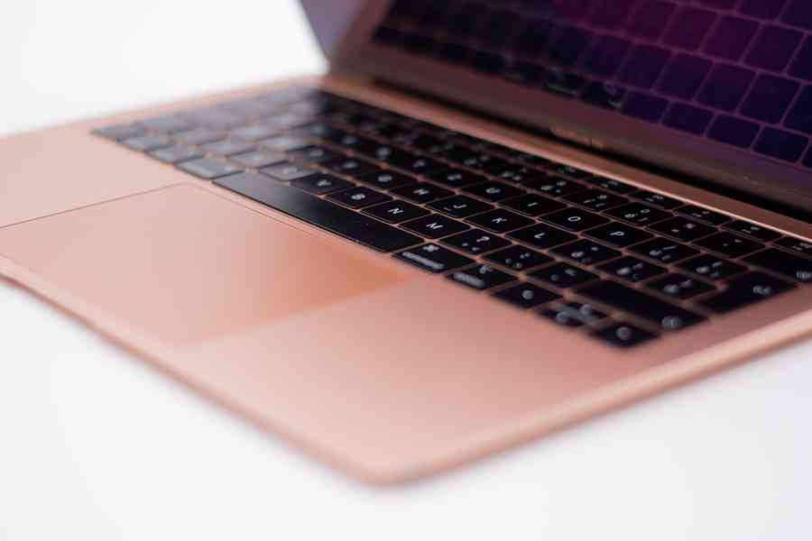 MacBook Air 13" 2018 Retina Rose Gold + ZÁRUKA! - foto 1