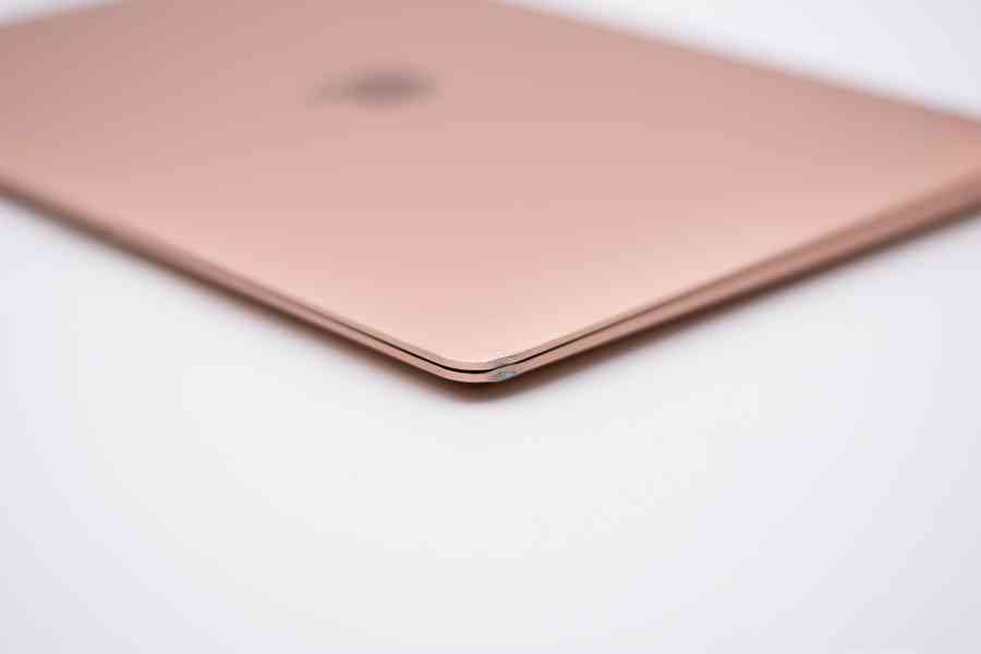 MacBook Air 13" 2018 Retina Rose Gold + ZÁRUKA! - foto 2