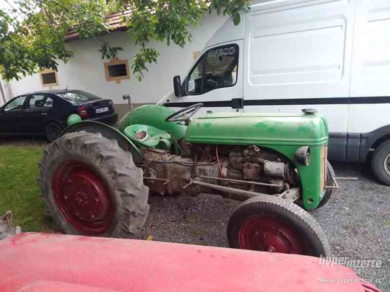 Prodám traktor Ford 1940 - foto 1