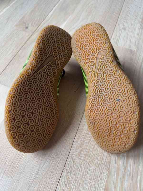Nike salovky  - foto 3