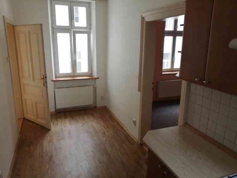 Pronájem 2+1, ulice Dornych, centrum (u Vaňkovky), 60 m2, ko - foto 2