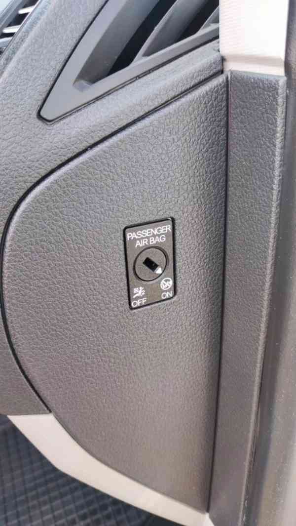 VW Transporter T6 2.0TDI 75kw Climatic 50tis.km koupeno CZ - foto 16