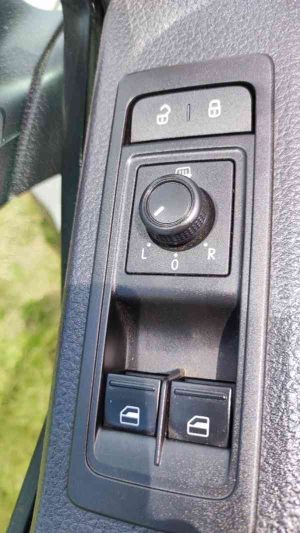 VW Transporter T6 2.0TDI 75kw Climatic 50tis.km koupeno CZ - foto 17
