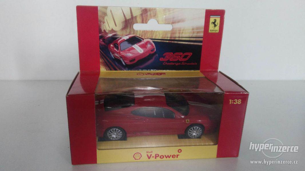 Sběratelské auto Ferrari 1:38 - foto 1