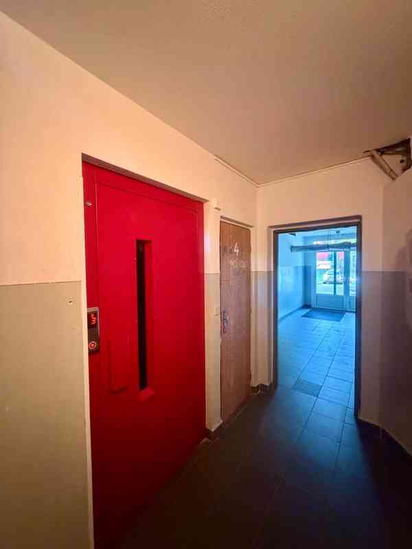 Prodej prostorného bytu 4+1 se zasklenou lodžií, OV, 90,46 m - foto 19
