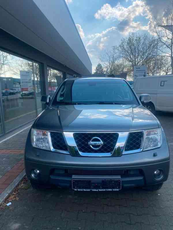 Nissan Pathfinder 2.5 dCi LE 126kw - foto 4