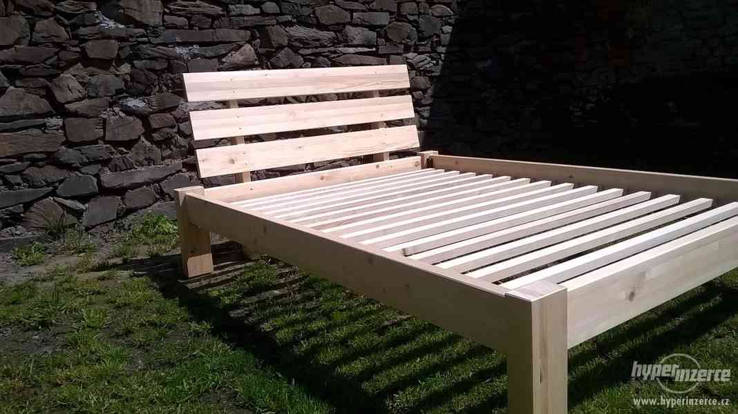 Dřevěná postel – nová