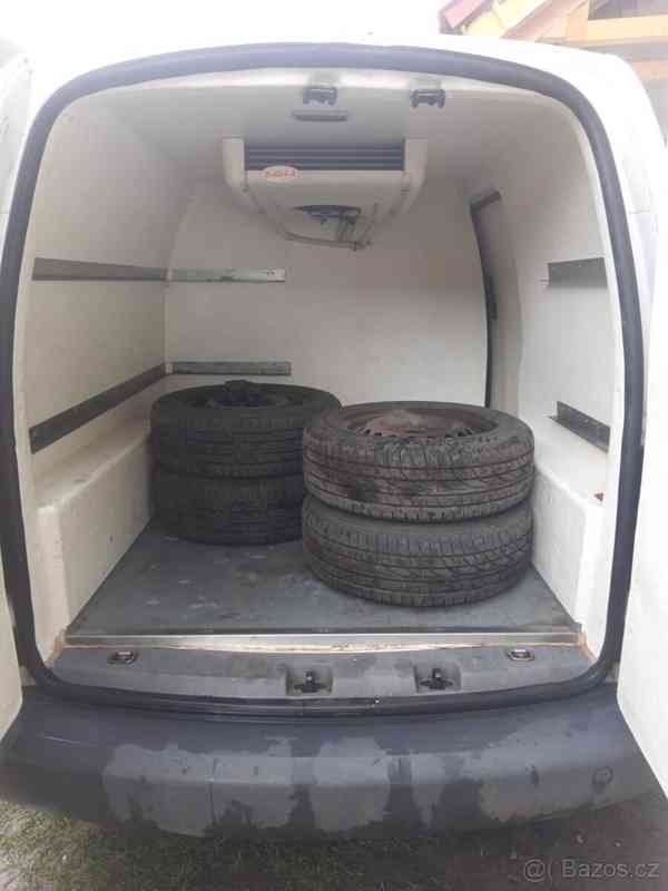 Volkswagen Caddy 1,9   TDI s mrazákem - foto 6