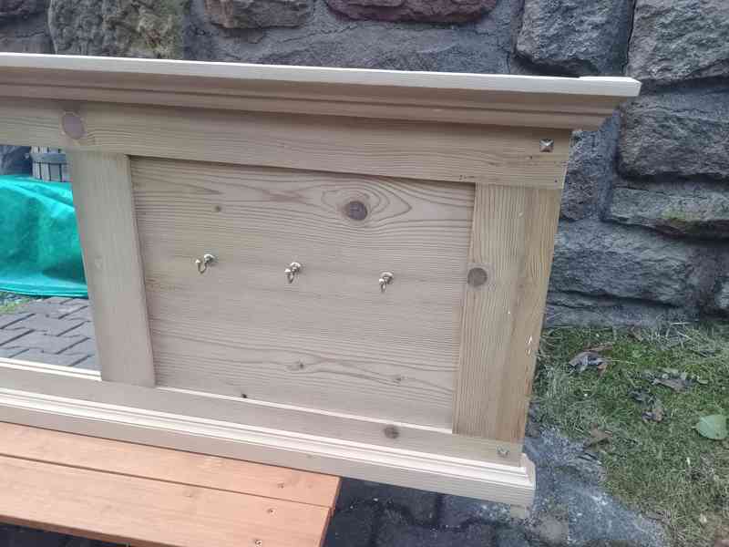 stará koupelnová stěna - foto 3