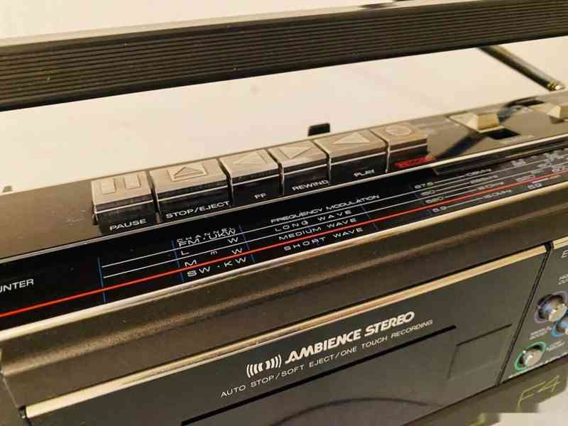 Radiomagnetofon Panasonic RX F4L, rok 1983 - foto 7