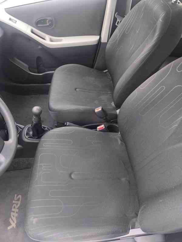 Toyota Yaris 1.0 VVT-i Luna - foto 6