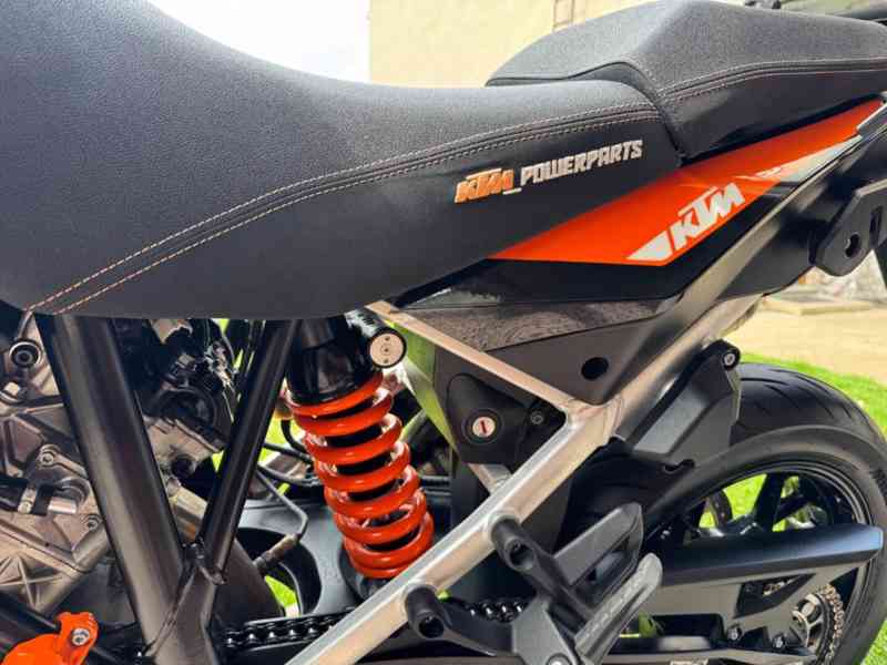 KTM 1050 Adventure /17tKm/1.maj./Akrapovič/Touratech  - foto 11