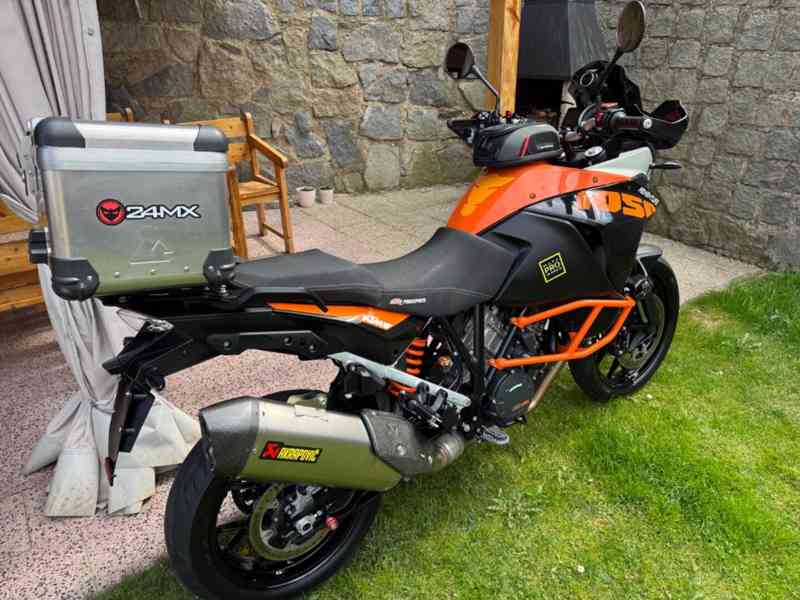 KTM 1050 Adventure /17tKm/1.maj./Akrapovič/Touratech  - foto 3