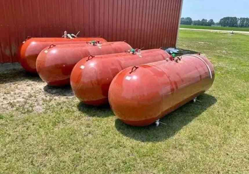 Kvalitní propanové lahve v perfektním stavu. - foto 4