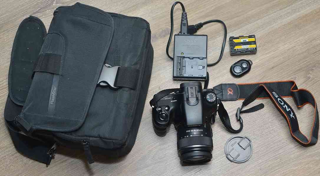 Sony SLT- A57 + DT18-55mm *Brašna*9900 Exp. - foto 3