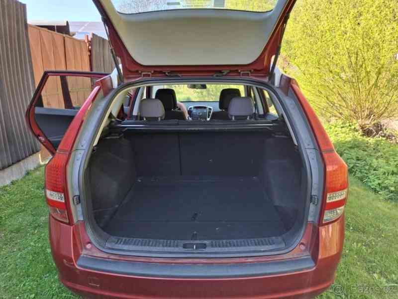 Kia Ceed 1,4 - foto 12