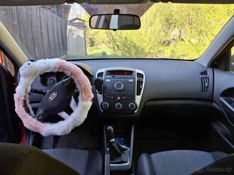 Kia Ceed 1,4 - foto 5