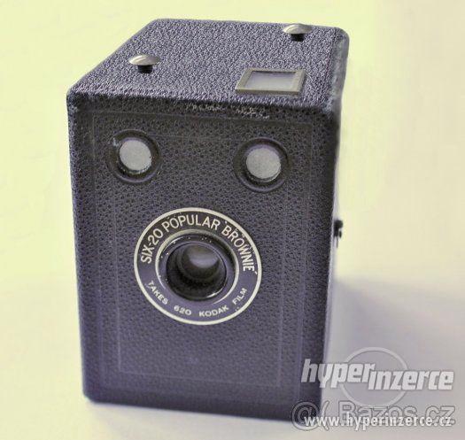 Kodak Popular Brownie (historický fotoaparát 6x6) - foto 1