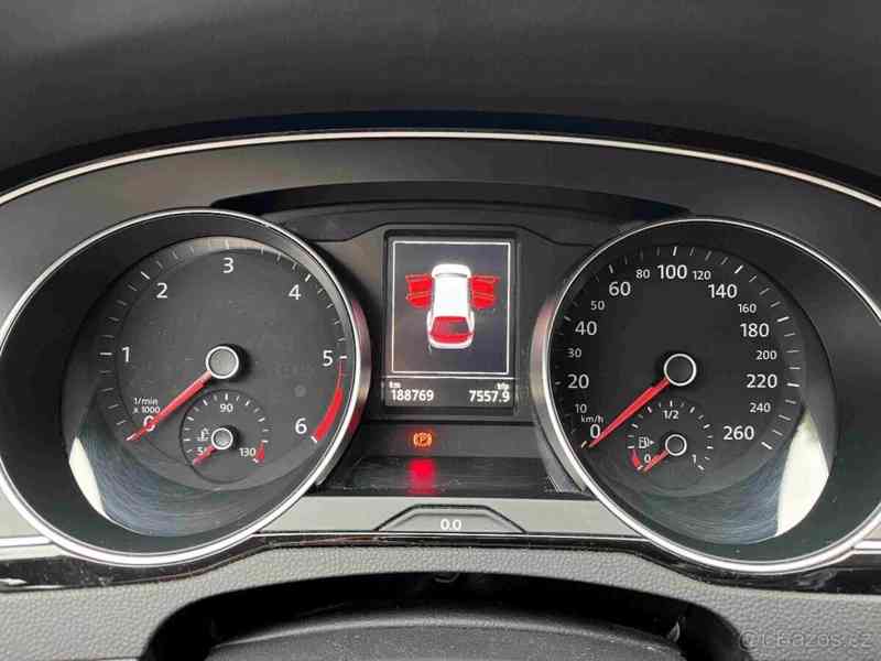 Volkswagen Passat Alltrack - foto 12