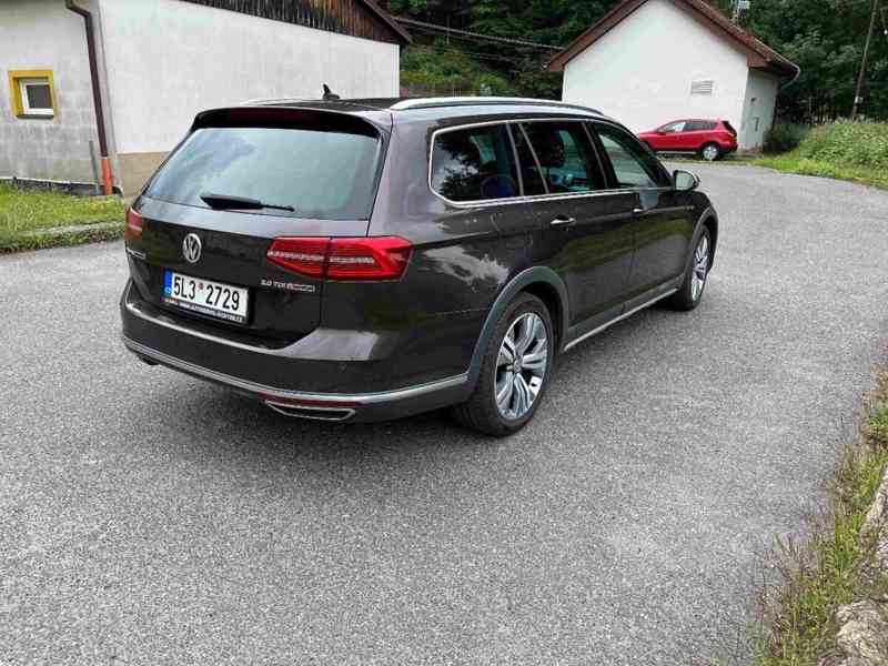 Volkswagen Passat Alltrack - foto 2